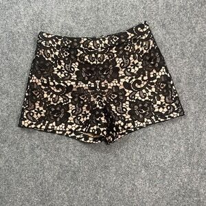 Alice + Olivia Shorts Women Sz 2 Black Lace Lined Hot Pants Festival Booty Short